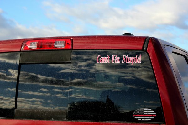 Découvrez les avantages du sticker personnalisé pour votre marque