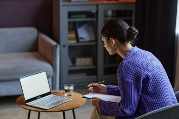 Les avantages clés qu'apporte le Chatbot aux entreprises et à leurs clients